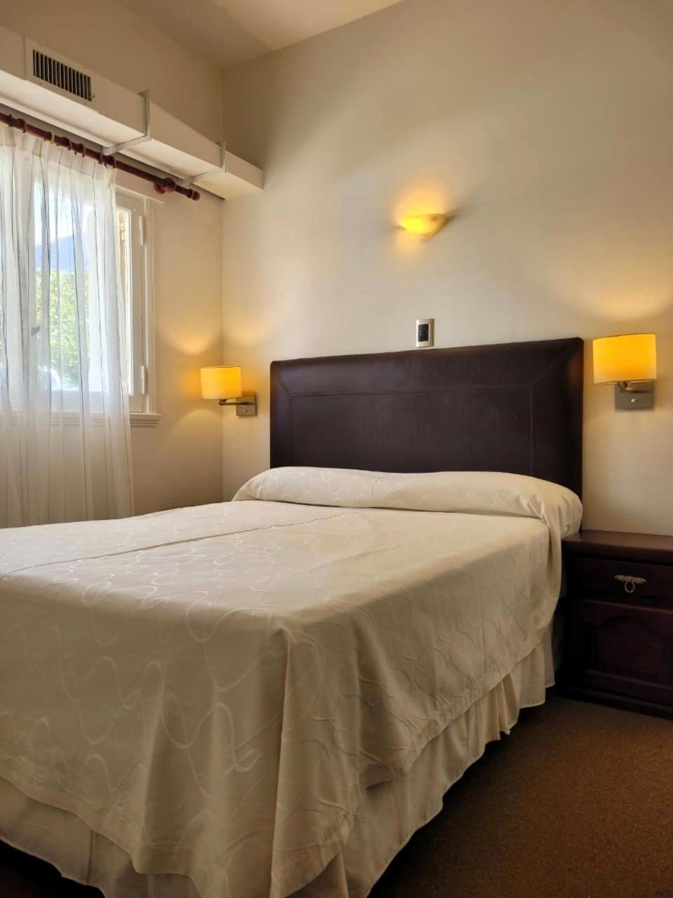 108 Y El Mar - Hotel Tejas Rojas Villa Gesell Δωμάτιο φωτογραφία